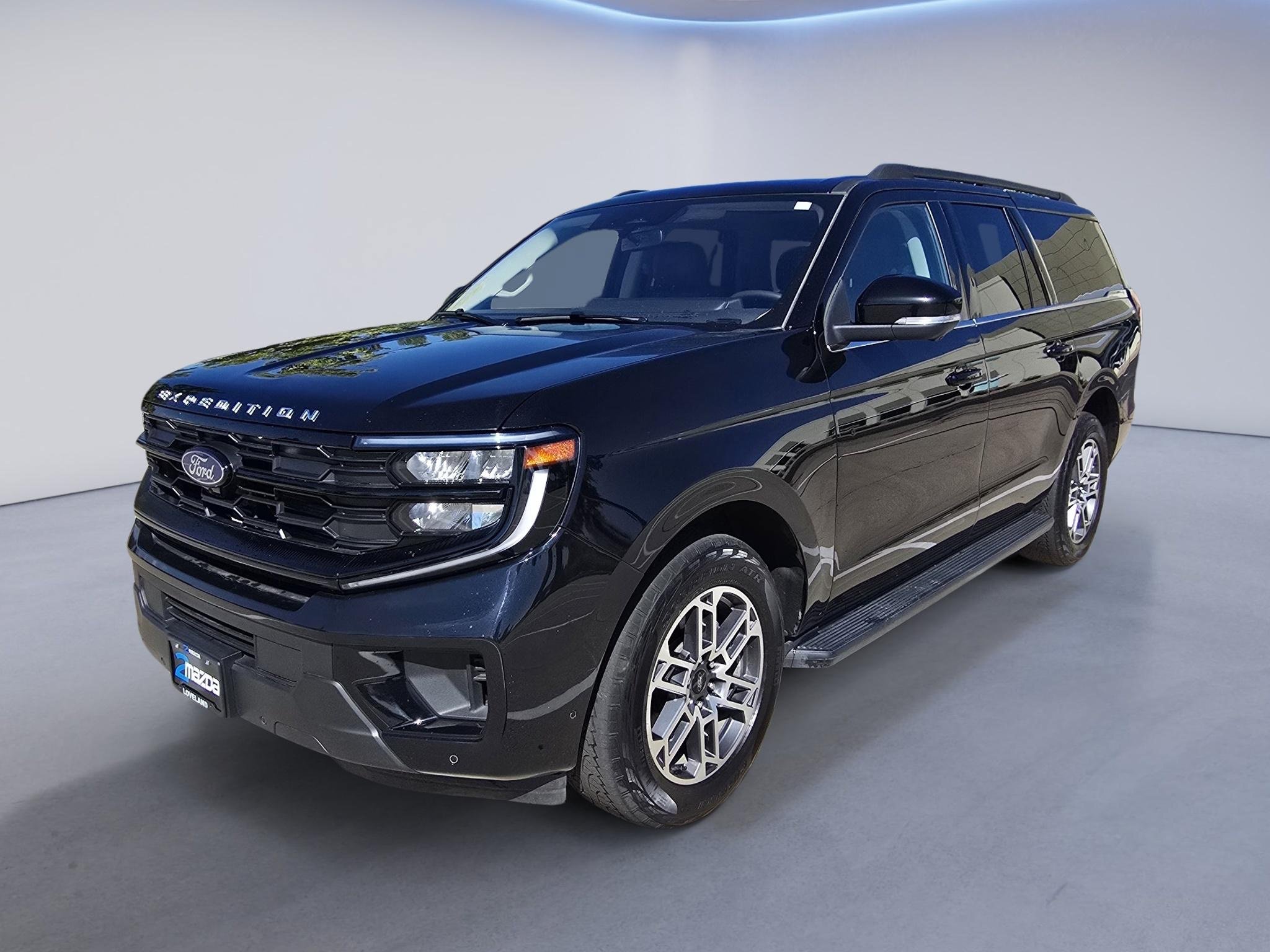 Used 2025 Ford Expedition Max Active AWD/4WD image 1