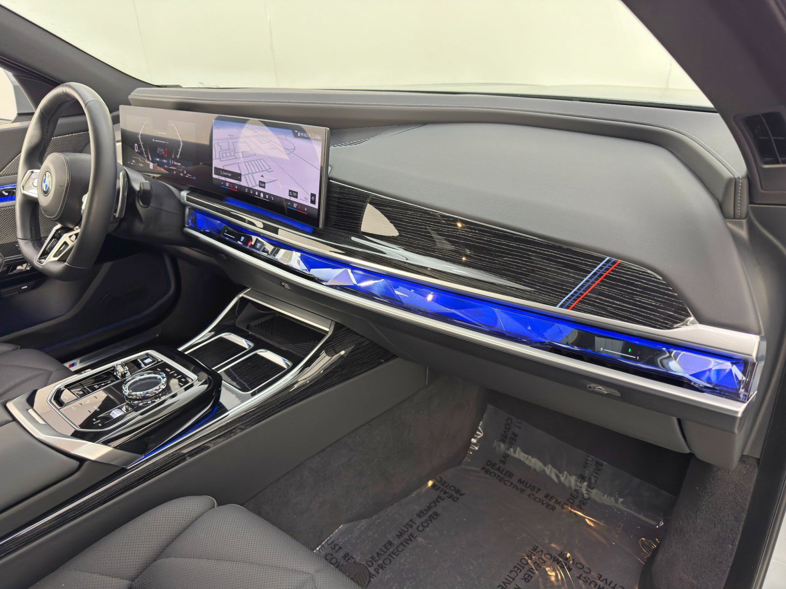 Used 2024 BMW 740i w/ Premium Package 2 RWD image 15