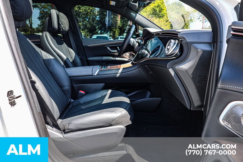 Used 2024 Mercedes-Benz EQS 450+ SUV image 23