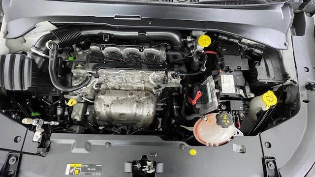 Used 2018 Jeep Compass Latitude w/ Safe & Security Group image 25