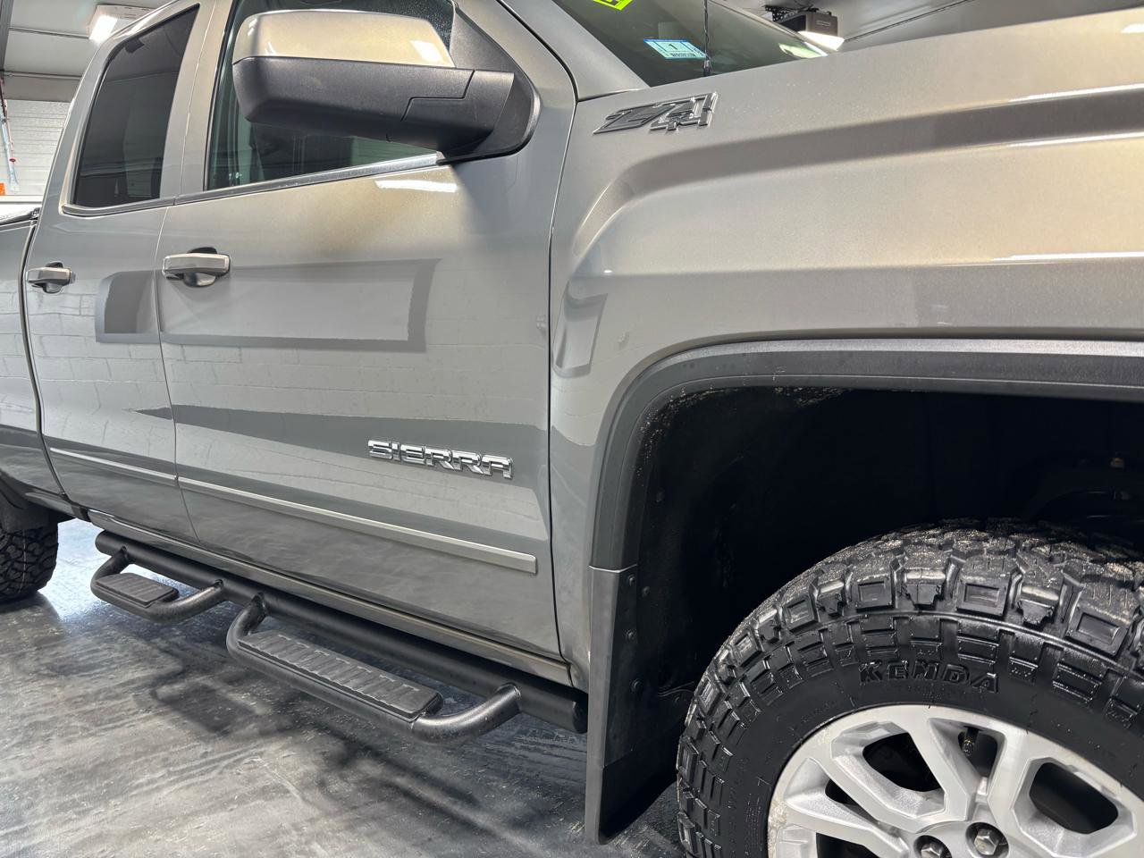 Used 2017 GMC Sierra 1500 SLE w/ SLE Value Package image 16