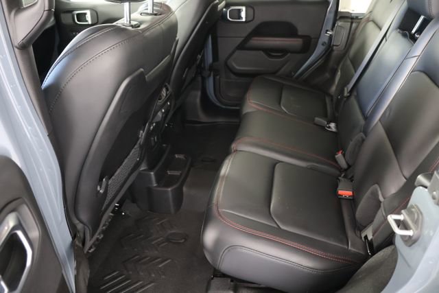Used 2024 Jeep Wrangler Unlimited Rubicon image 20