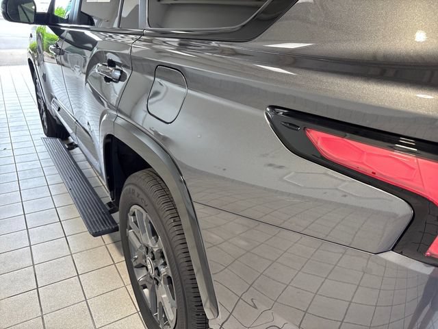 Used 2026 Toyota Sequoia Platinum AWD/4WD image 22