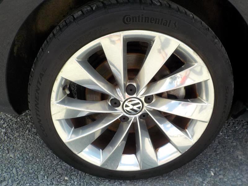 Used 2012 Volkswagen CC Executive image 32