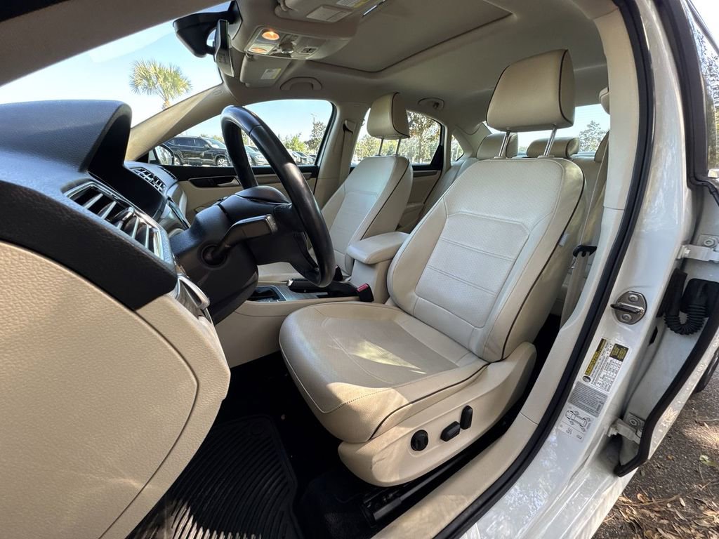 Used 2016 Volkswagen Passat 1.8T SE image 13