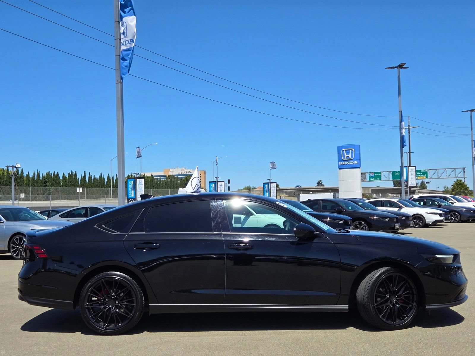 Certified 2025 Honda Accord SE image 8