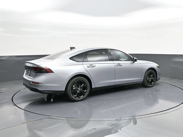 New 2025 Honda Accord SE image 13