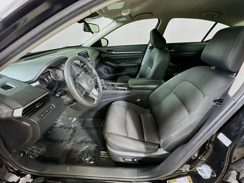 Used 2022 Nissan Altima 2.5 SV image 15