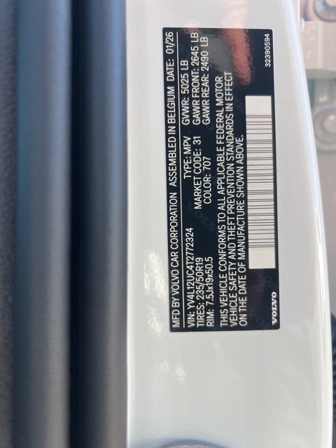 New 2026 Volvo XC40 B5 Plus w/ Protection Package Premier AWD/4WD image 11