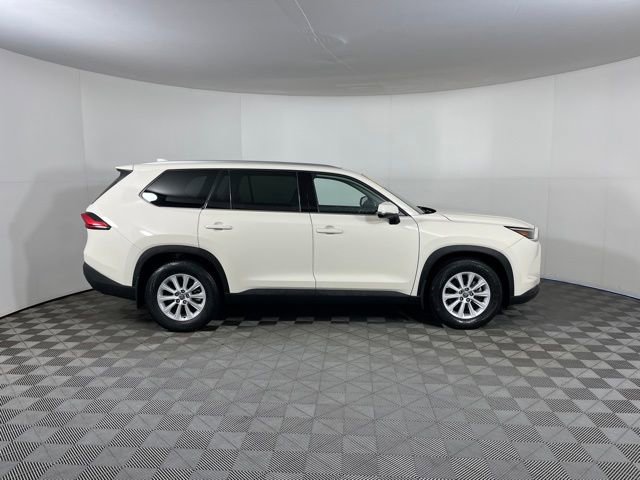 Used 2024 Toyota Grand Highlander XLE image 8