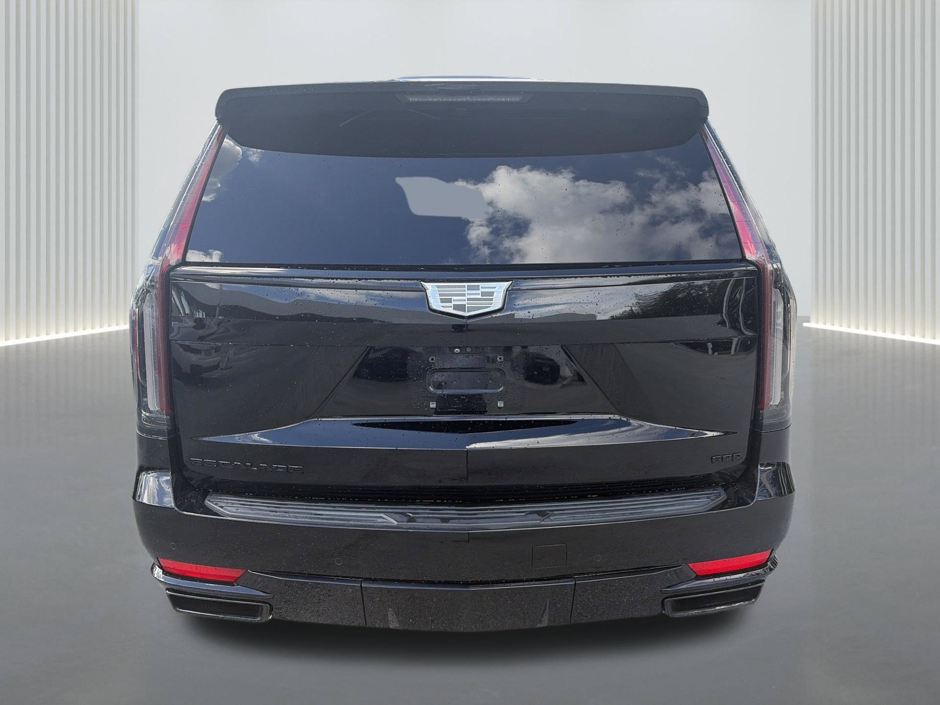 Used 2022 Cadillac Escalade ESV Sport w/ Touring Package AWD/4WD image 4