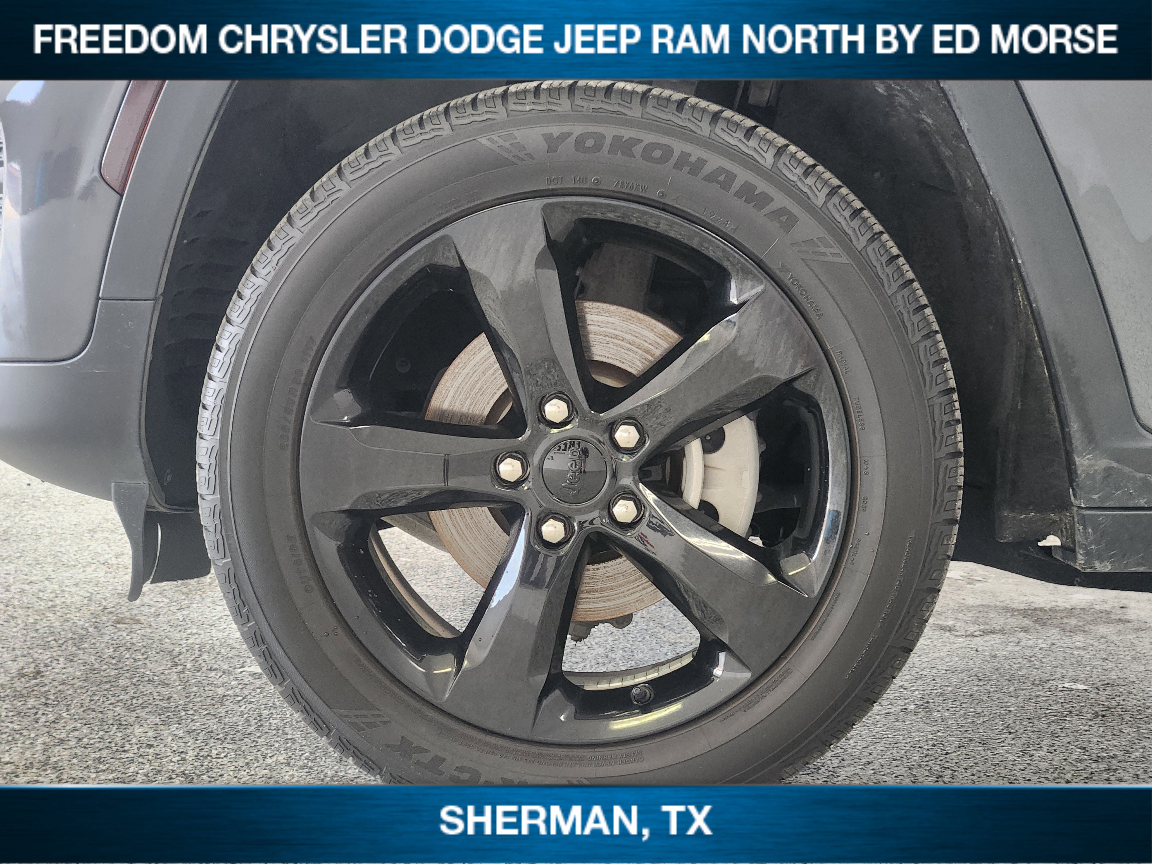 Used 2023 Jeep Grand Cherokee Altitude RWD image 7