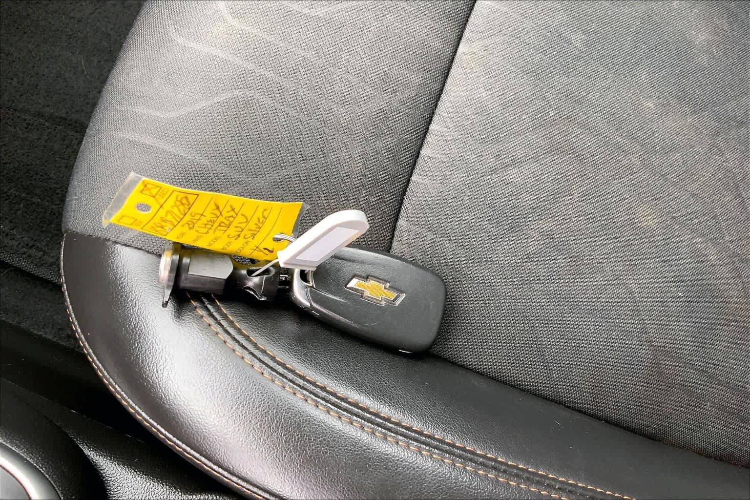 Used 2019 Chevrolet Trax LT w/ LT Convenience Package FWD image 14