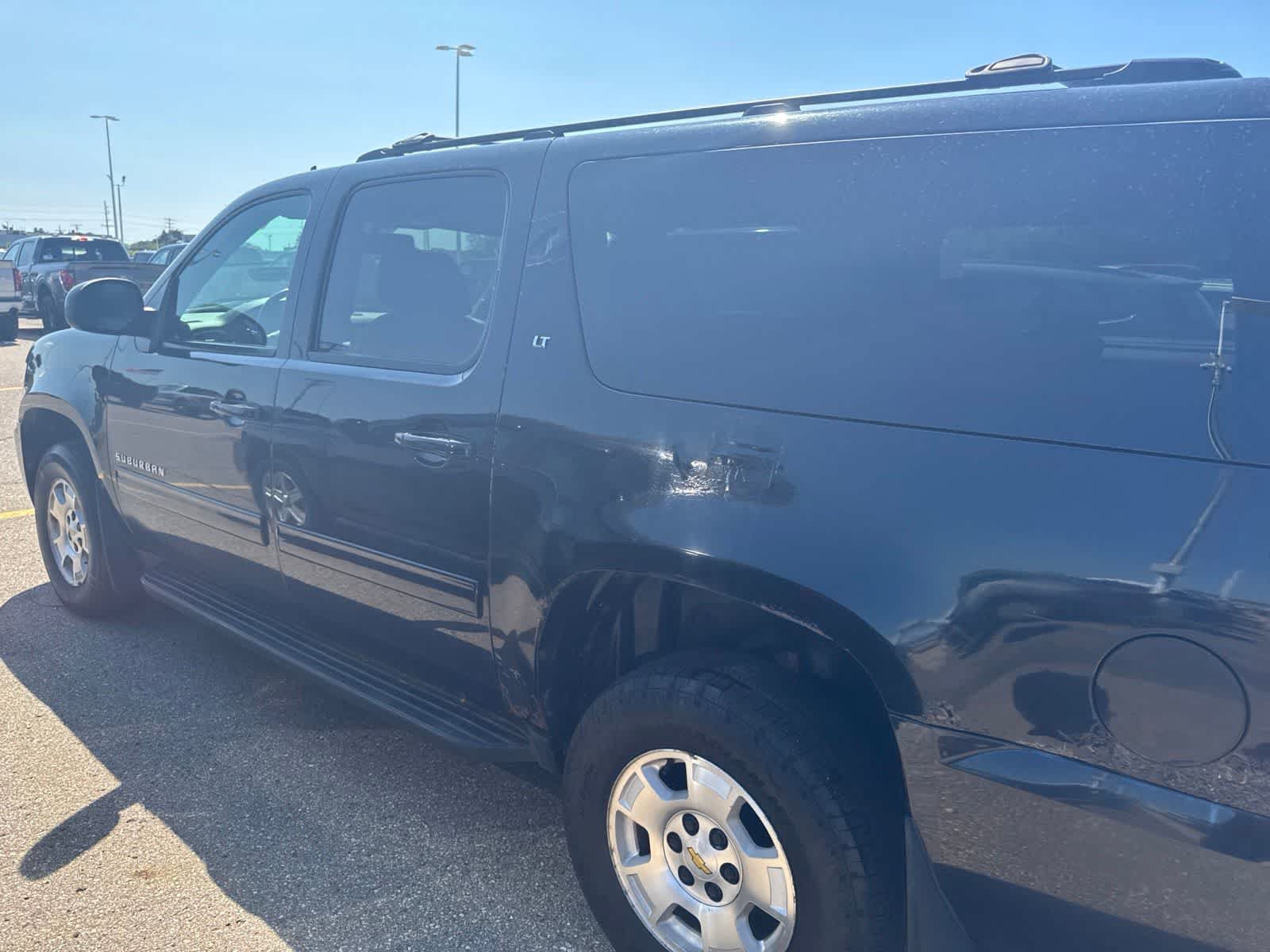 Used 2012 Chevrolet Suburban LT AWD/4WD image 16