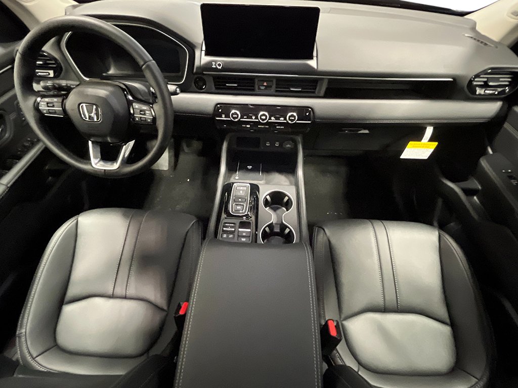 New 2026 Honda Pilot Touring image 17