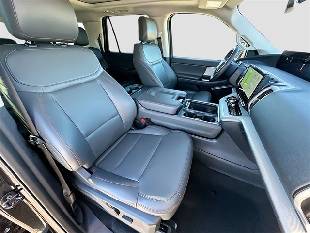 Used 2025 Ford Expedition Max Active image 30