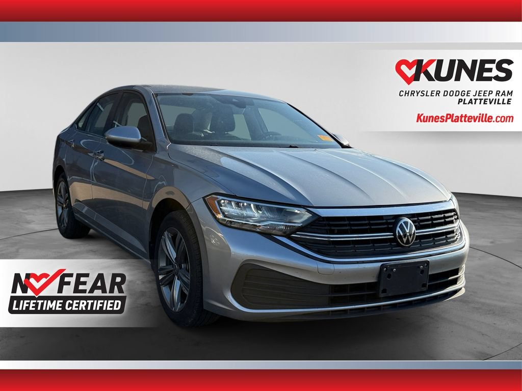 Used 2024 Volkswagen Jetta SE