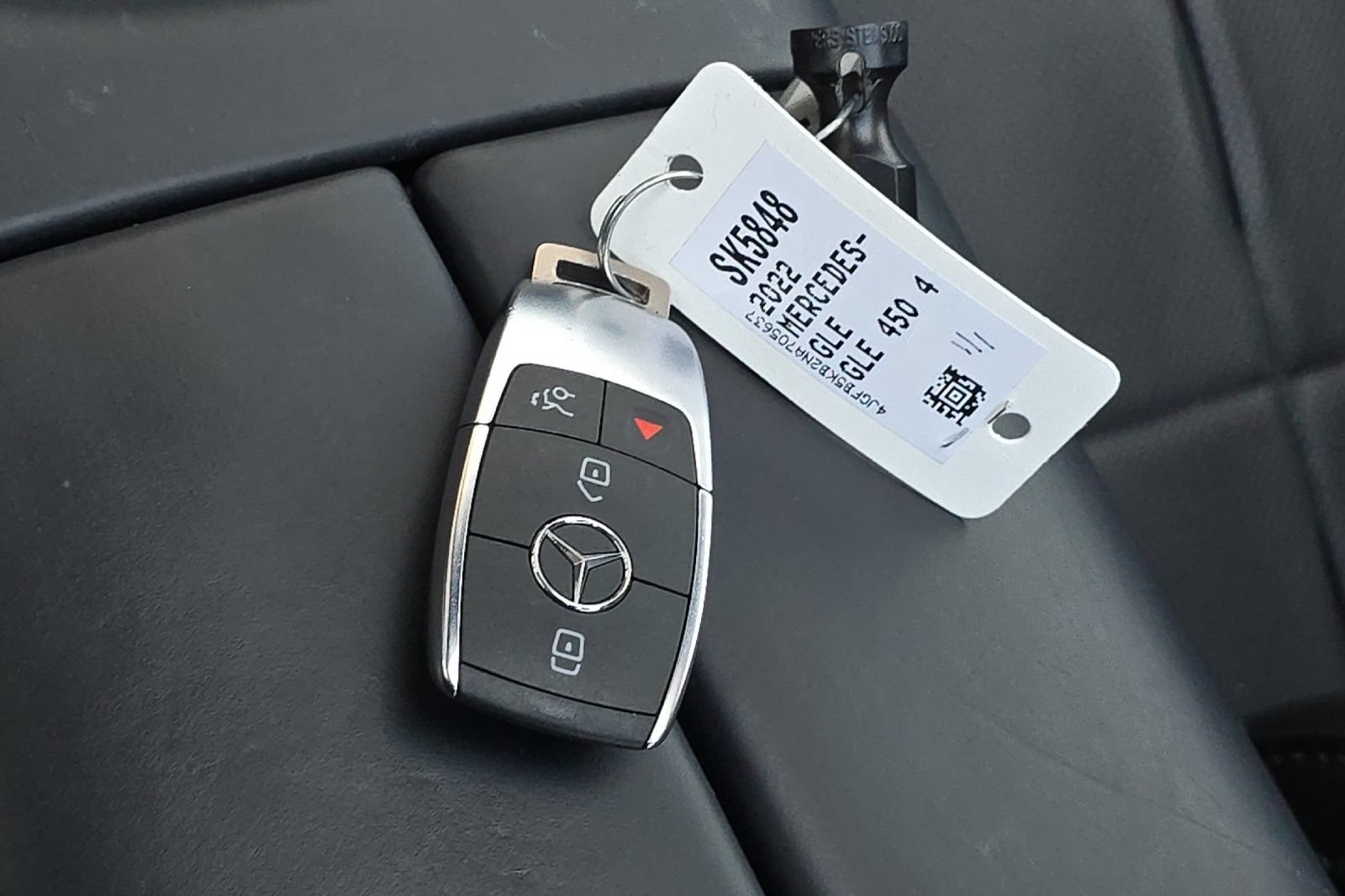 Used 2022 Mercedes-Benz GLE 450 4MATIC image 34