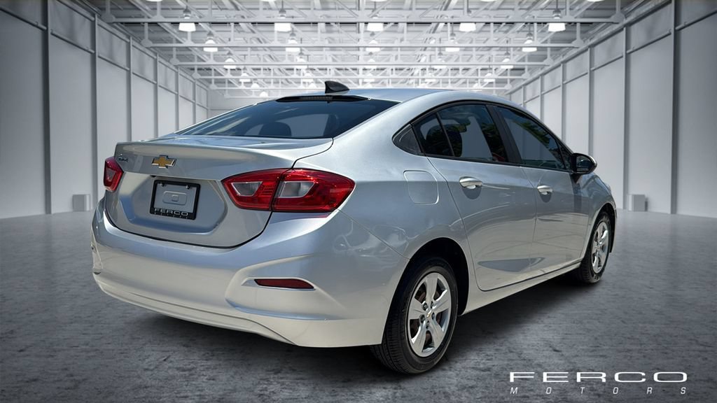 Used 2018 Chevrolet Cruze LS FWD image 5