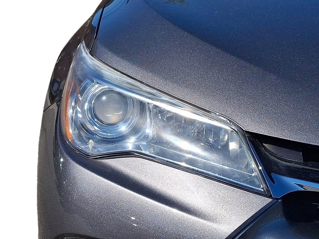 Used 2017 Toyota Camry XLE FWD image 10