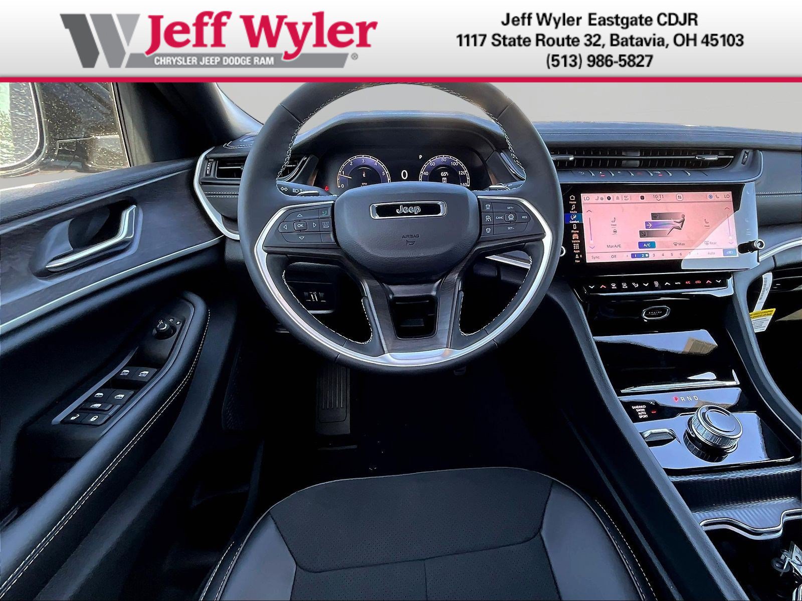 New 2026 Jeep Grand Cherokee Altitude AWD/4WD image 9