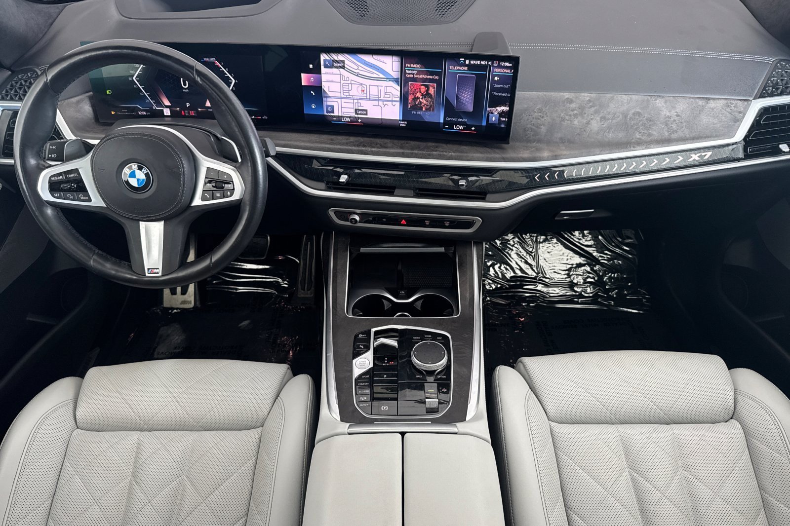 Used 2023 BMW X7 xDrive40i w/ M Sport Package AWD/4WD image 12