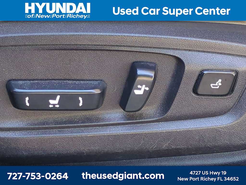Used 2013 Lexus ES 300h w/ Premium Pkg FWD image 19