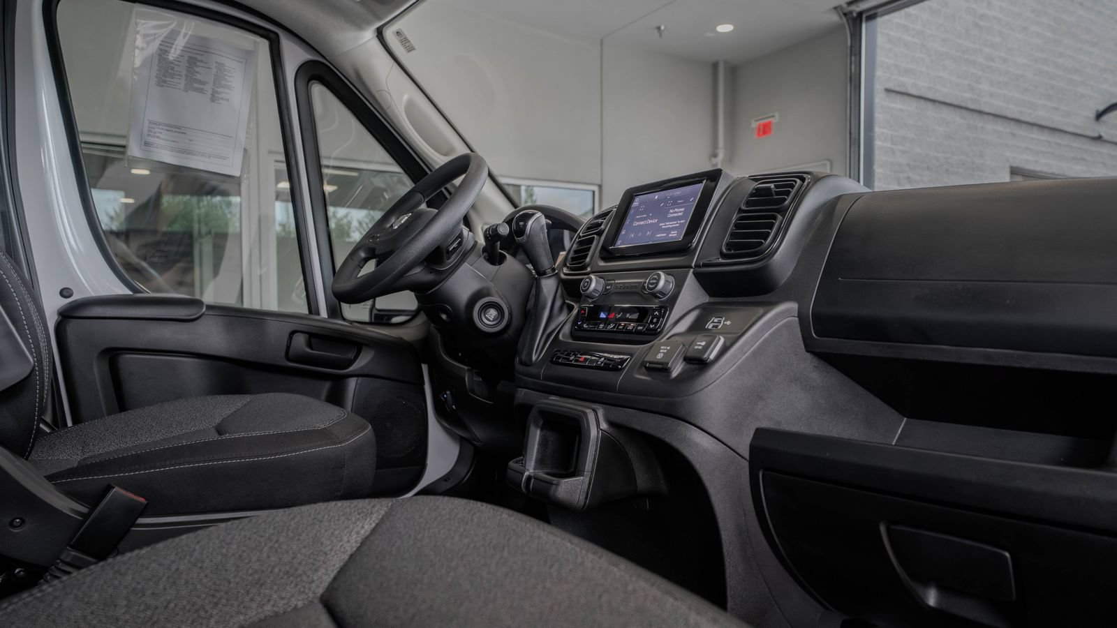 Used 2024 RAM ProMaster 3500 w/ Power Group FWD image 18
