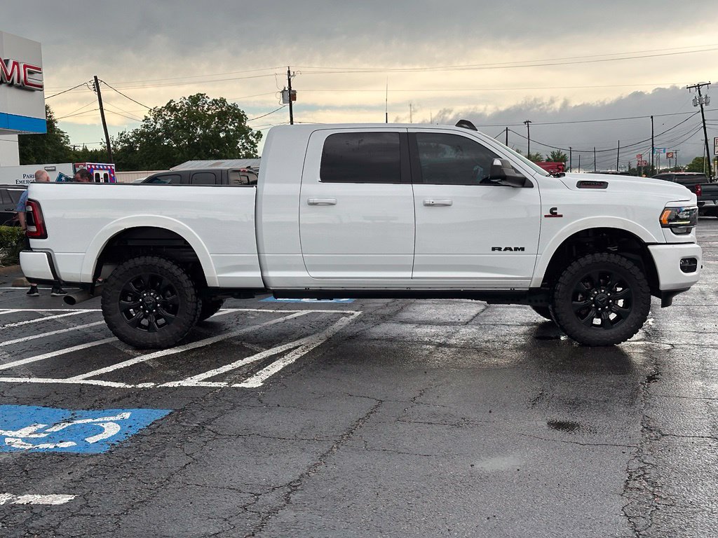Used 2022 RAM 2500 Limited w/ Night Edition AWD/4WD image 5