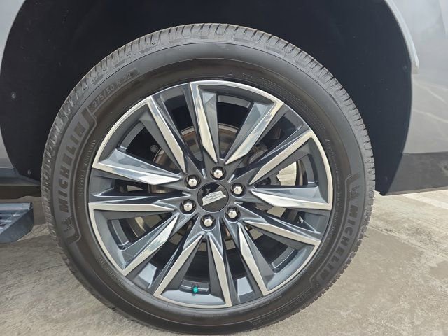 Used 2022 Cadillac Escalade Sport w/ Touring Package image 35