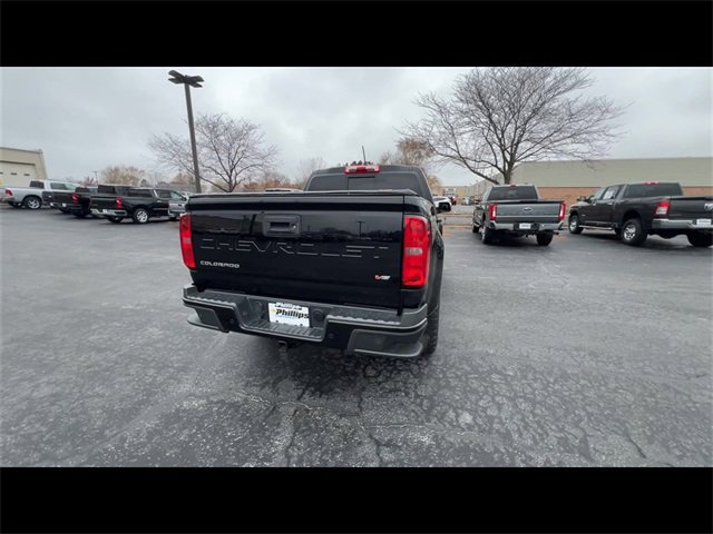 Certified 2021 Chevrolet Colorado Z71 w/ Z71 Midnight Edition image 7