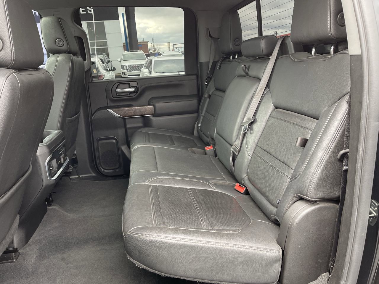 Used 2020 GMC Sierra 2500 Denali w/ Denali Ultimate Package AWD/4WD image 26