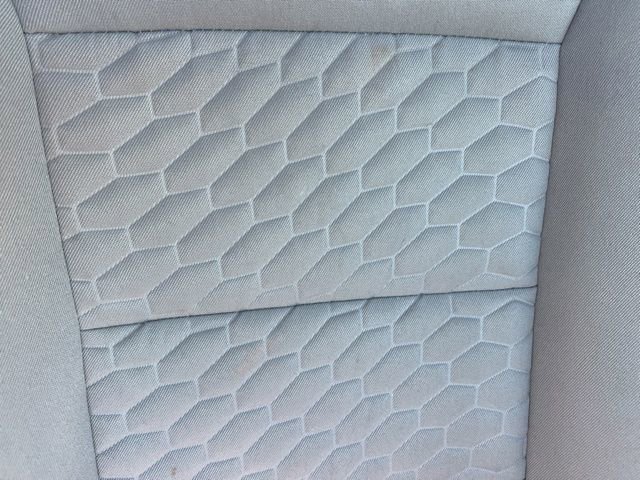 Used 2018 Chevrolet Equinox LS image 34