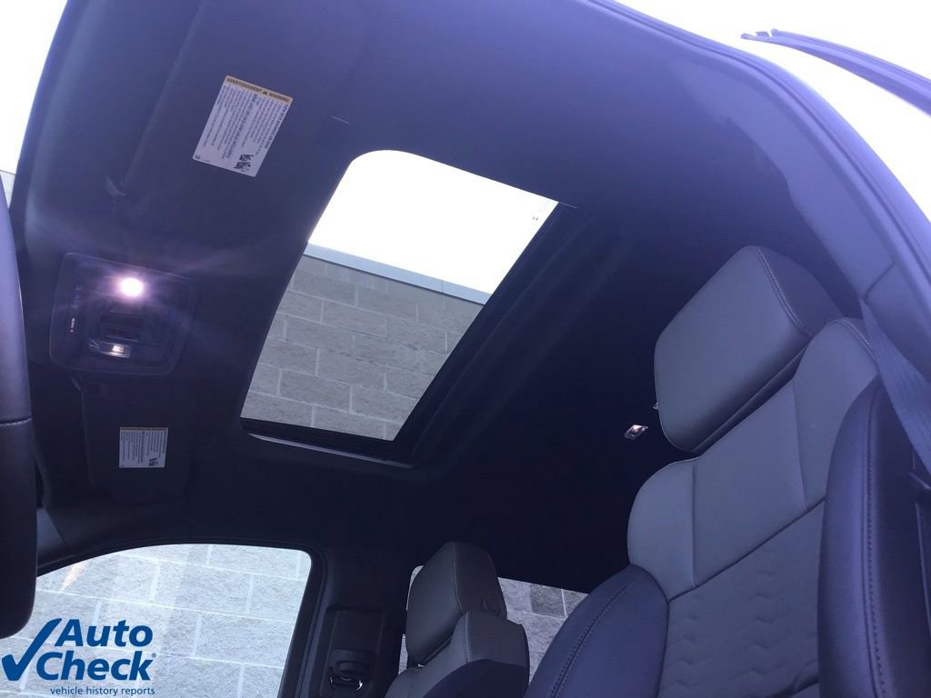 Used 2025 Chevrolet Silverado 1500 ZR2 w/ Technology Package image 51