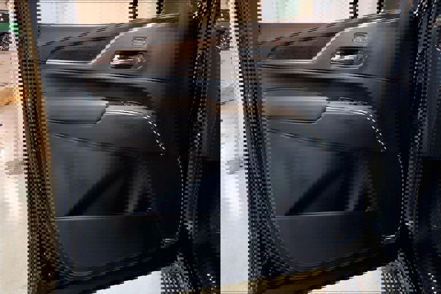 Used 2023 Cadillac Escalade Sport Platinum image 21