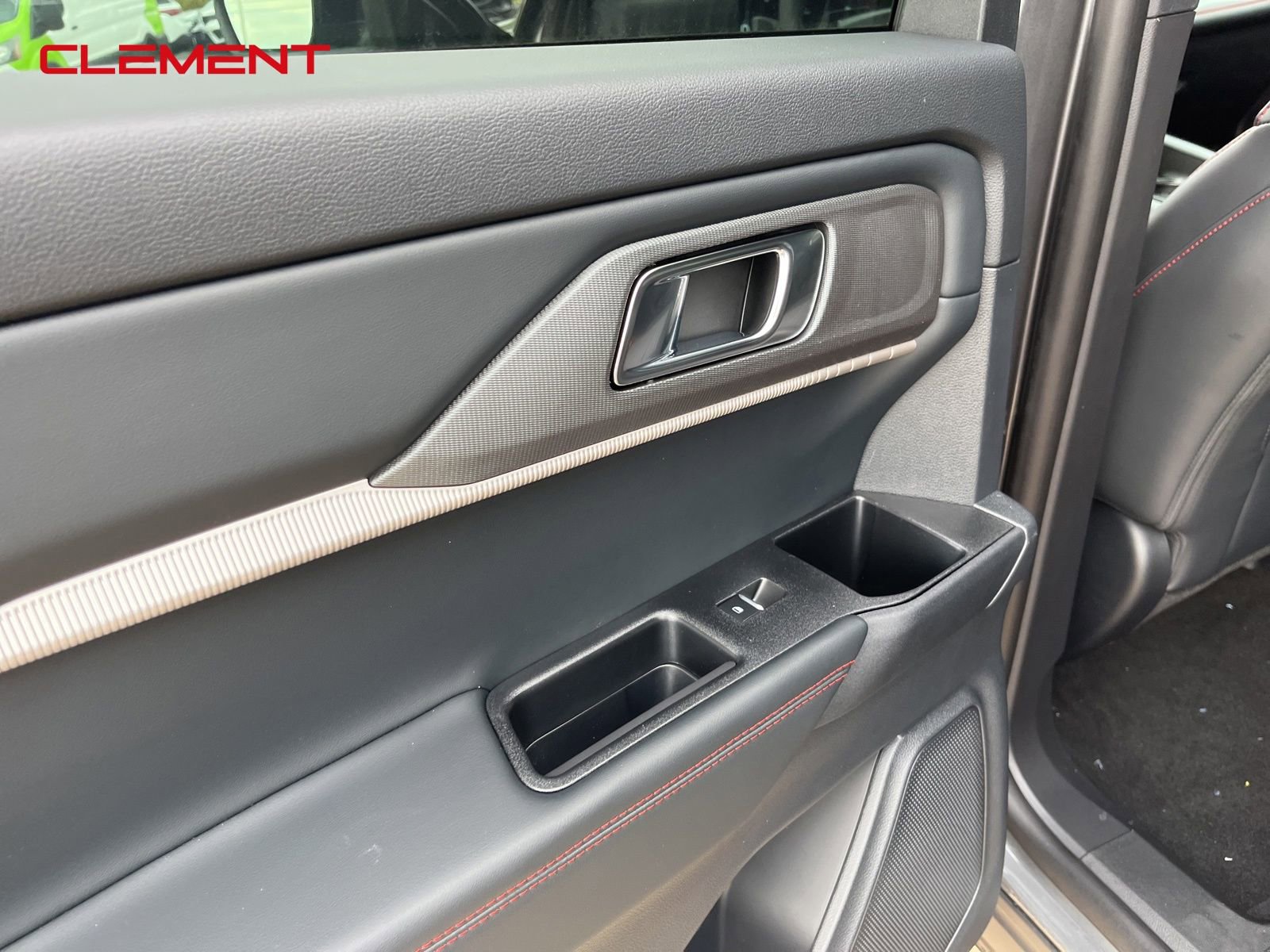 New 2025 Ford Explorer ST-Line w/ Premium Package image 37