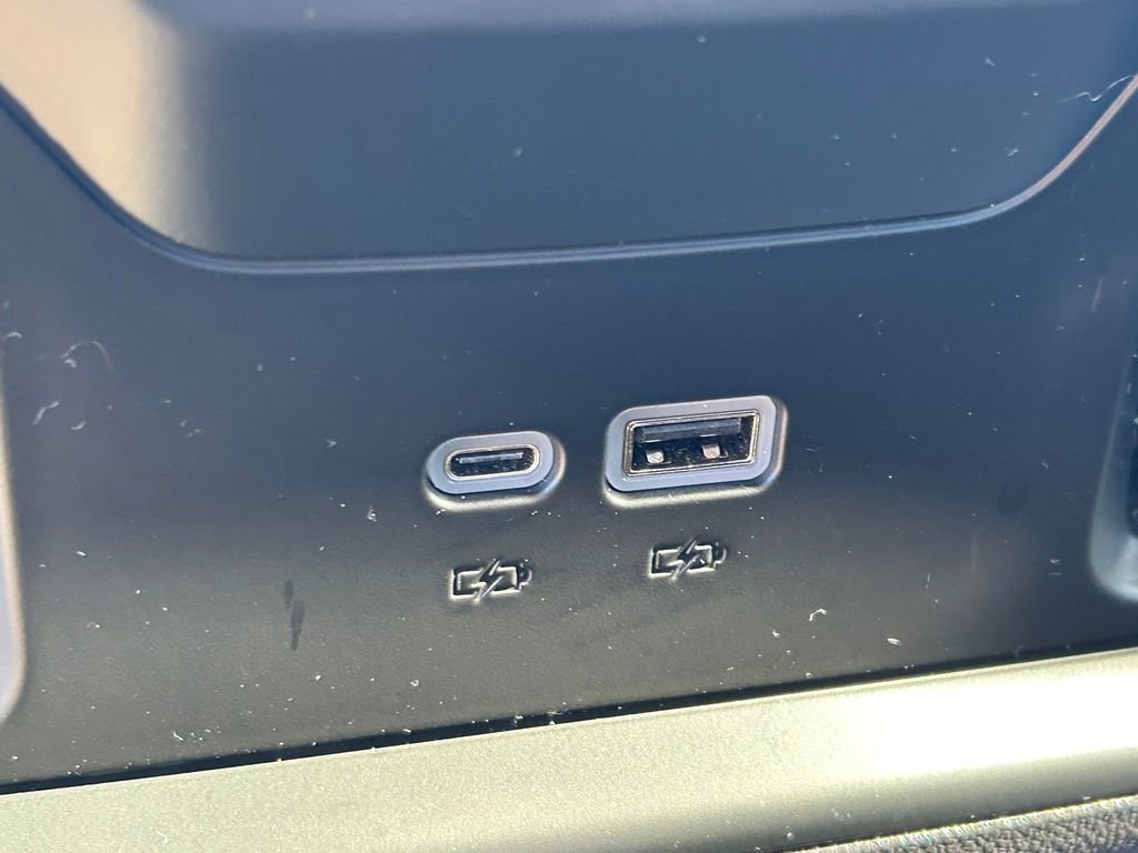 Used 2024 Chevrolet Silverado 1500 LT Trail Boss AWD/4WD image 23