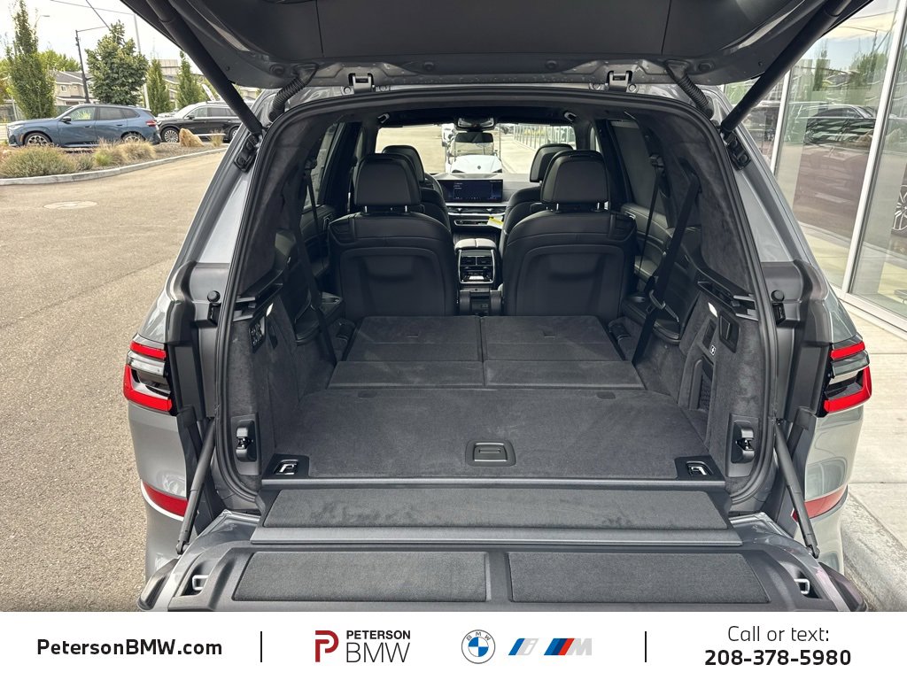 New 2026 BMW X7 xDrive40i w/ M Sport Package image 7
