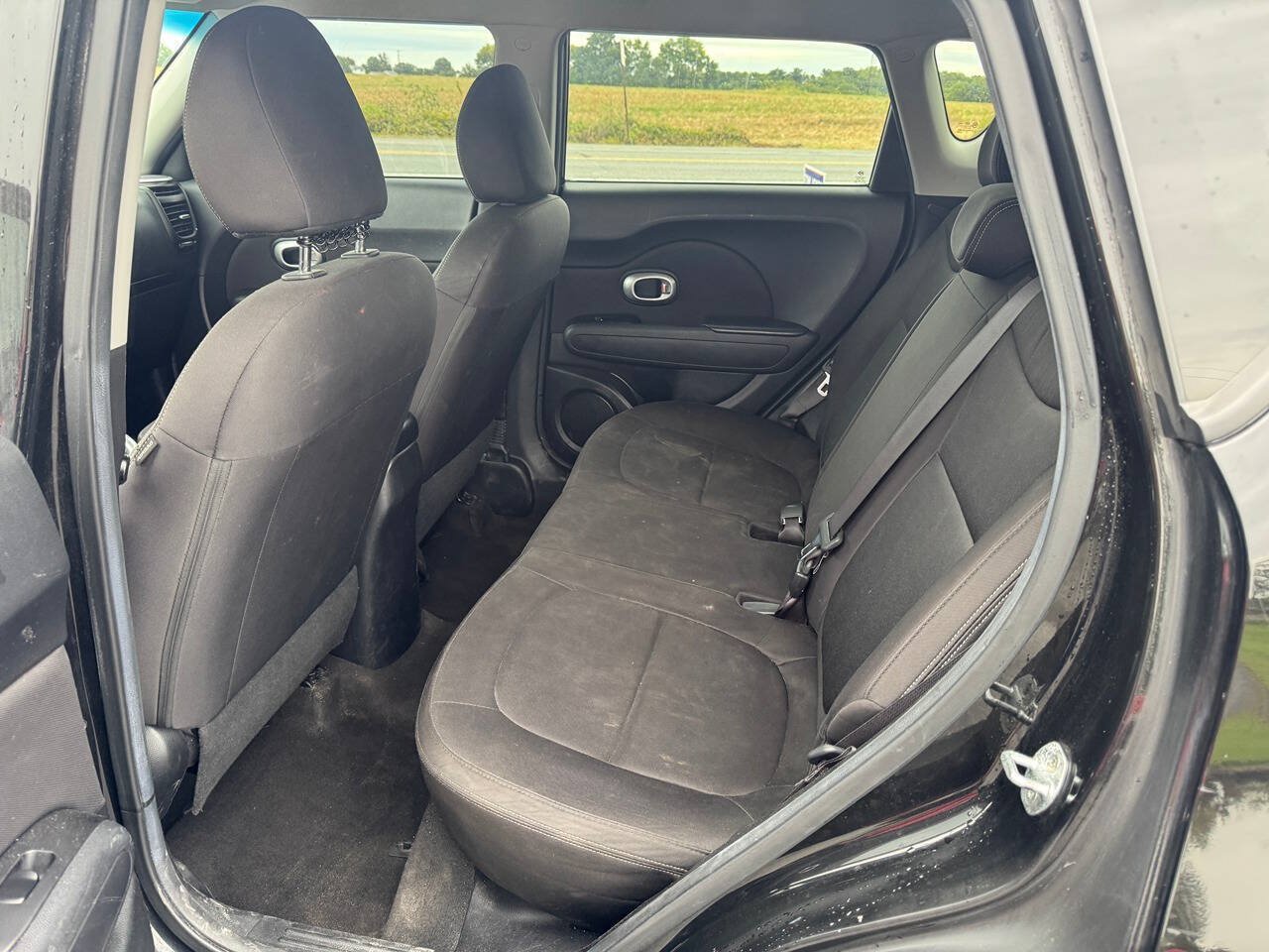 Used 2015 Kia Soul FWD image 17
