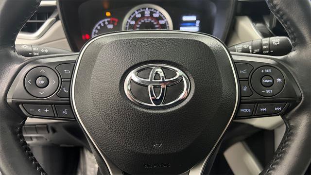 Certified 2022 Toyota Corolla Cross LE image 17