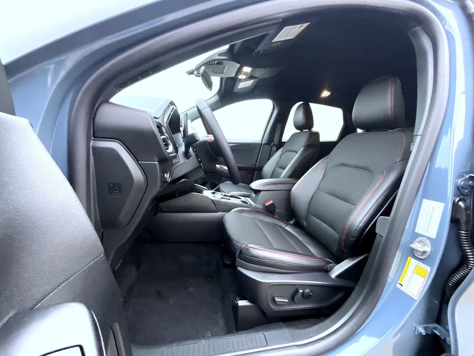 New 2026 Ford Escape ST-Line w/ Tech Pack #1 image 9