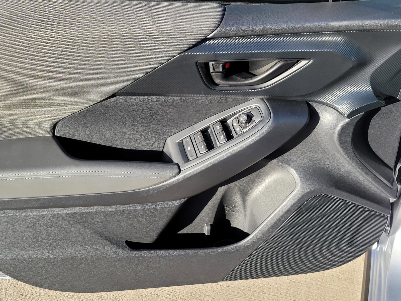 Certified 2025 Subaru Crosstrek 2.0i Premium image 4