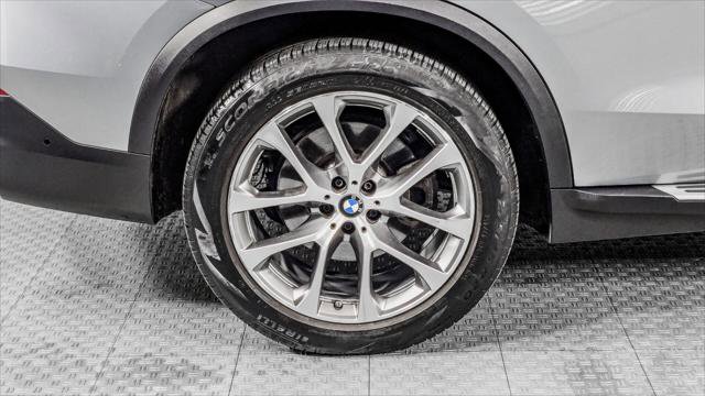 Used 2025 BMW X5 sDrive40i w/ Climate Comfort Package RWD image 34