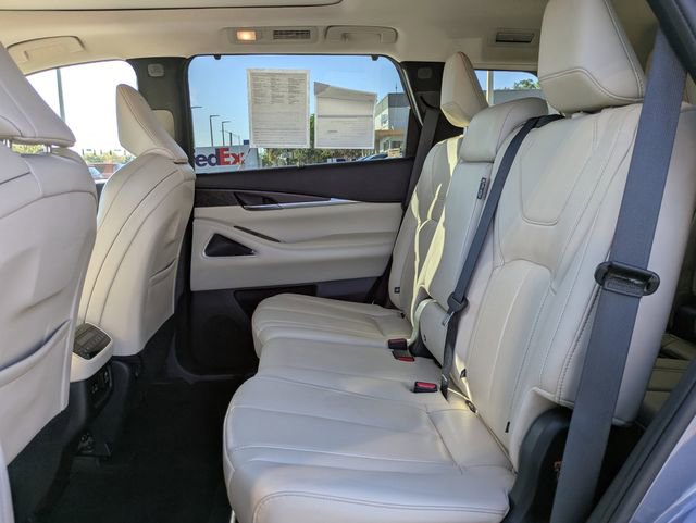 Used 2023 INFINITI QX60 Sensory w/ Vision Package image 14