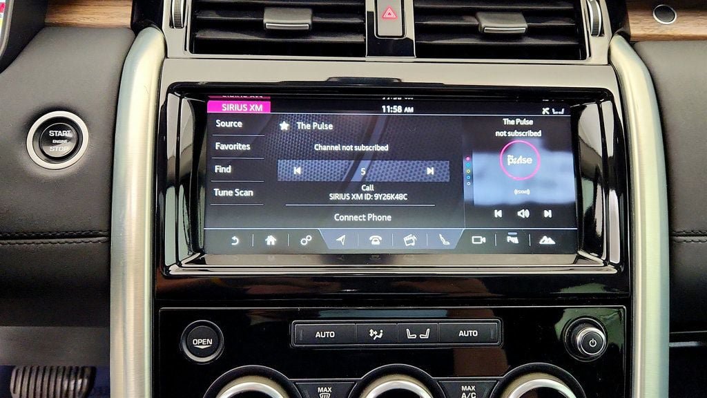 Used 2018 Land Rover Discovery HSE AWD/4WD image 19