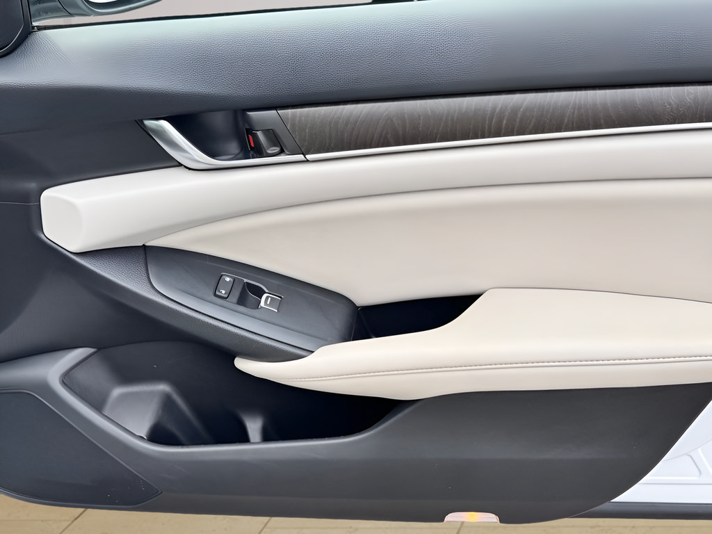 Used 2022 Honda Accord EX-L image 29