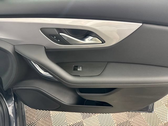 Used 2022 Chevrolet Blazer LT FWD image 23
