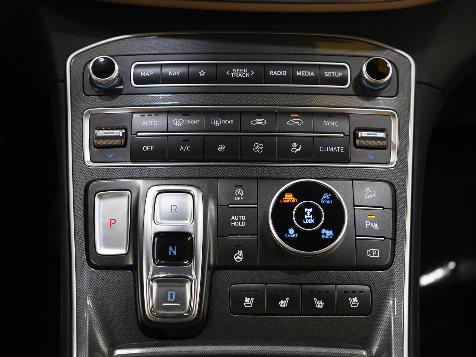 Used 2021 Hyundai Santa Fe Calligraphy image 16