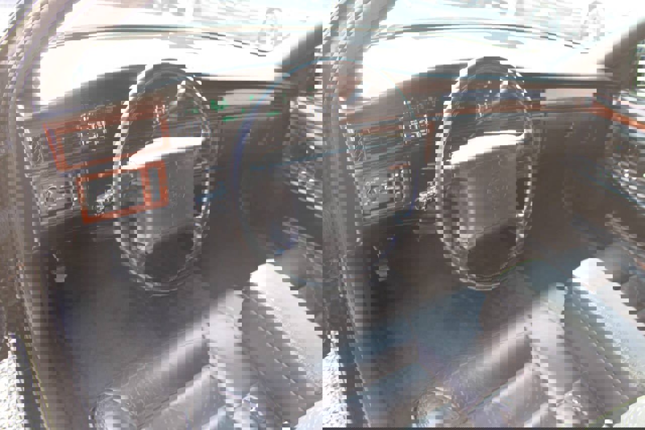 Used 1995 Cadillac De Ville Sedan image 13