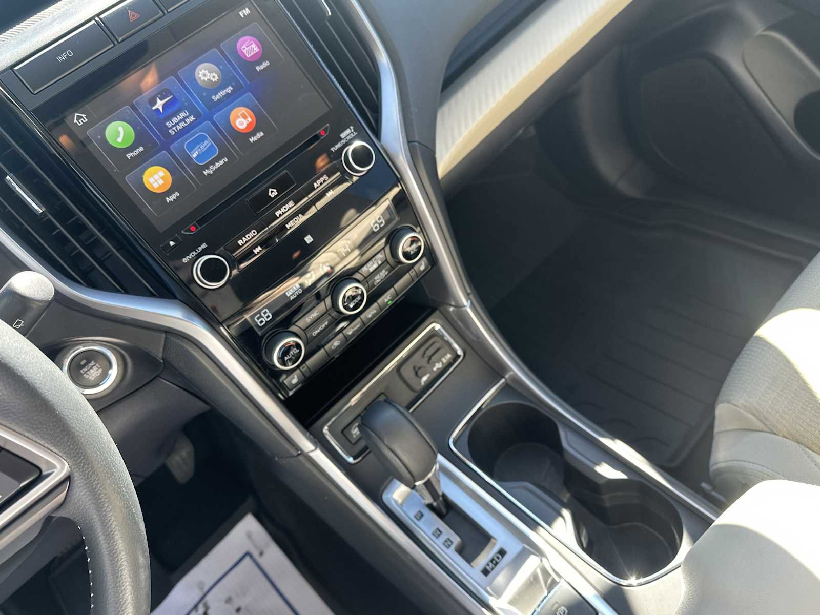 Used 2020 Subaru Ascent Premium w/ Convenience Package image 13
